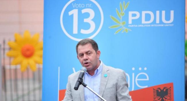 Emri:  idrizi-1.jpg

Shikime: 279

Madhsia:  22.2 KB
