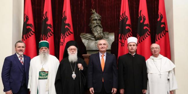 Emri:  Keshilli-Nderfetar-Shqiperise.jpg

Shikime: 161

Madhsia:  29.5 KB
