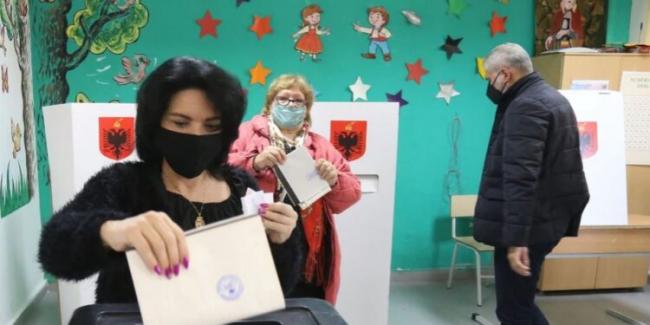 Emri:  votimet-shqiperi-750x375.jpg

Shikime: 456

Madhsia:  30.1 KB