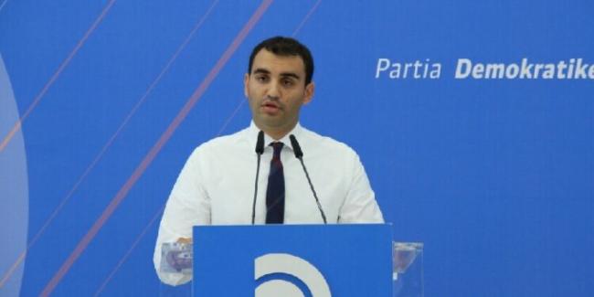 Emri:  kellici-750x375.jpg

Shikime: 534

Madhsia:  16.3 KB