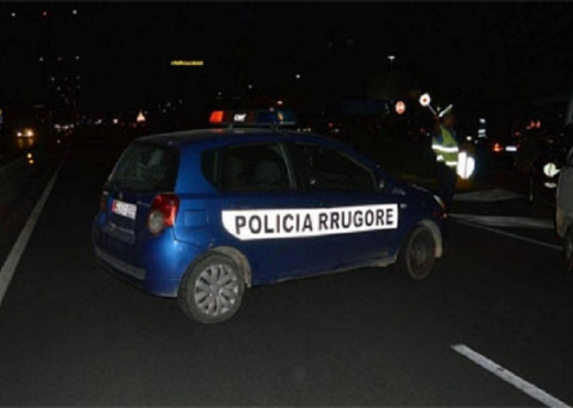 Emri:  policia-aksident-naten1.jpg

Shikime: 129

Madhsia:  73.5 KB