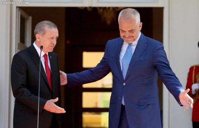 Emri:  Rama-Erdogan-1536x992.jpg

Shikime: 460

Madhsia:  30.4 KB