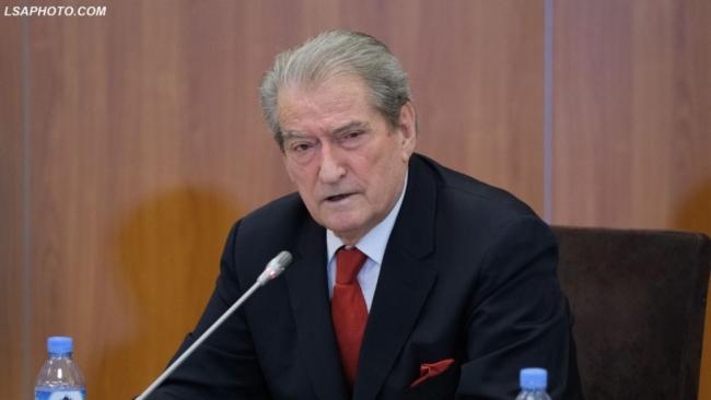 Emri:  sali-berisha-1280x720-1.jpg

Shikime: 132

Madhsia:  18.2 KB