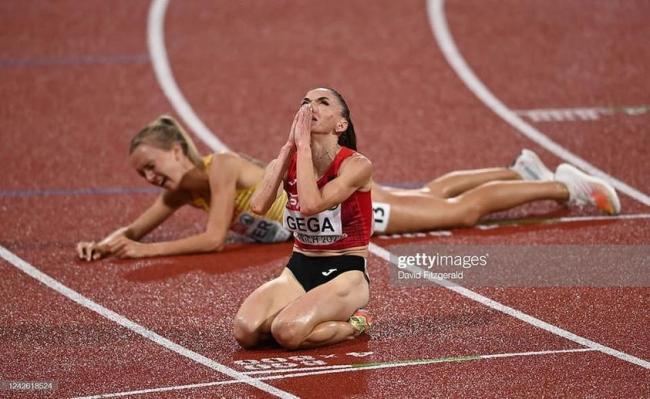 Emri:  gega-1.jpg

Shikime: 542

Madhsia:  46.5 KB