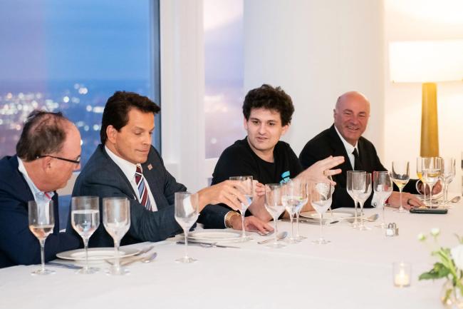 Emri:  sam-bankman-fried-anthony-scaramucci-kevin-oleary.jpg

Shikime: 982

Madhsia:  33.1 KB