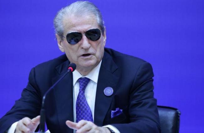 Emri:  sali-berisha-4-1.jpg

Shikime: 540

Madhsia:  22.9 KB