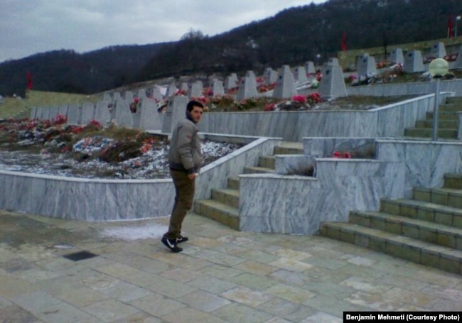 Emri:  058a0000-0aff-0242-6d26-08daf578b249_w650_r0_s.jpg

Shikime: 434

Madhsia:  68.6 KB