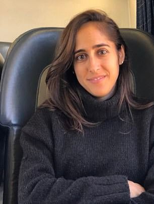 Emri:  49908979-11625647-Mr_Staley_has_two_daughters_with_his_wife_Debbie_One_of_his_daug-a-10_16734941.jpg

Shikime: 736

Madhsia:  21.8 KB
