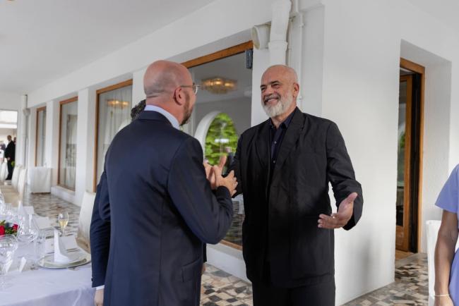 Emri:  edi_rama_slloveni.jpg

Shikime: 177

Madhsia:  30.9 KB