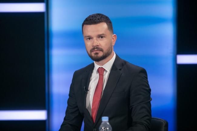 Emri:  Arian-Curri.jpg

Shikime: 479

Madhsia:  22.1 KB