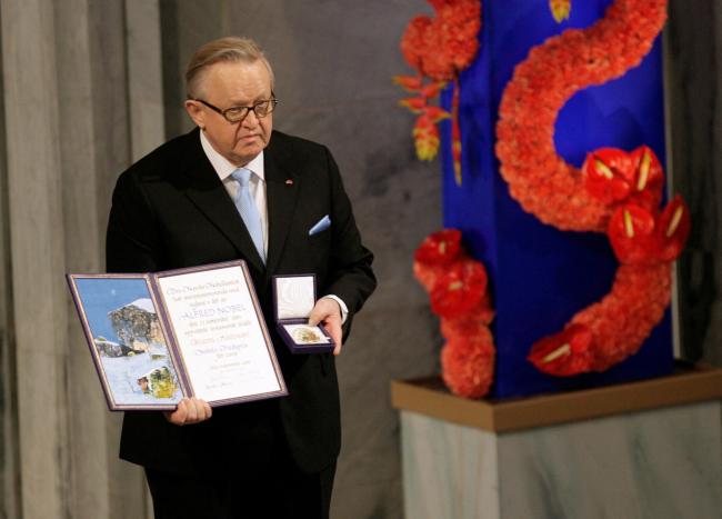 Emri:  16ahtisaari-03-fmhw-superJumbo.jpg

Shikime: 116

Madhsia:  32.7 KB