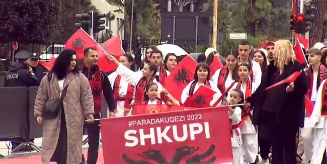 Emri:  t8.jpg

Shikime: 82

Madhsia:  44.9 KB