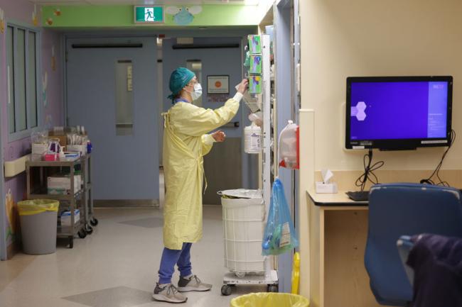 Emri:  sick-kids-critical-care-unit-7075226.jpg

Shikime: 400

Madhsia:  32.9 KB