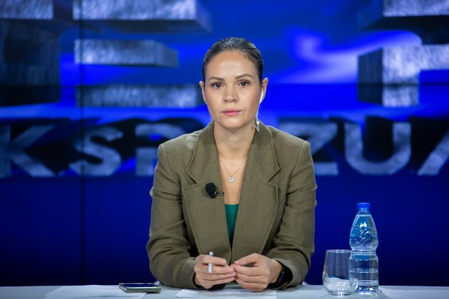 Emri:  Ola-Xama.jpg

Shikime: 81

Madhsia:  40.1 KB