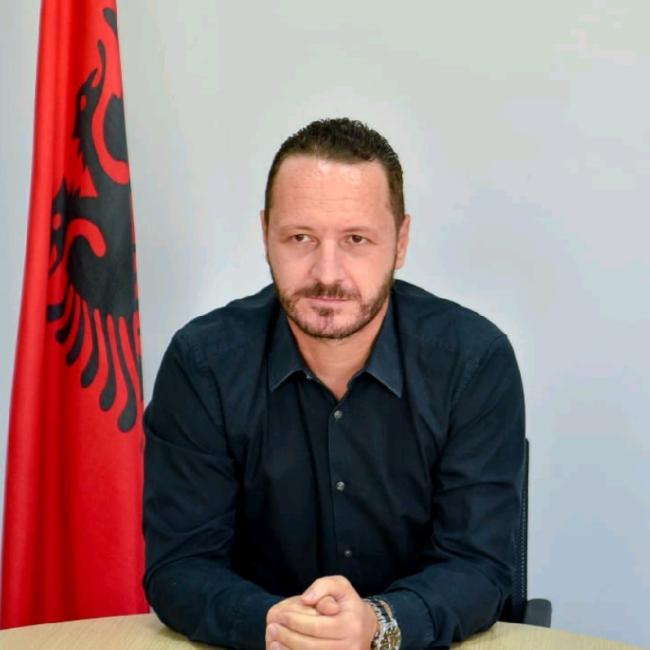 Emri:  Evis-Berberi.jpg

Shikime: 384

Madhsia:  32.2 KB