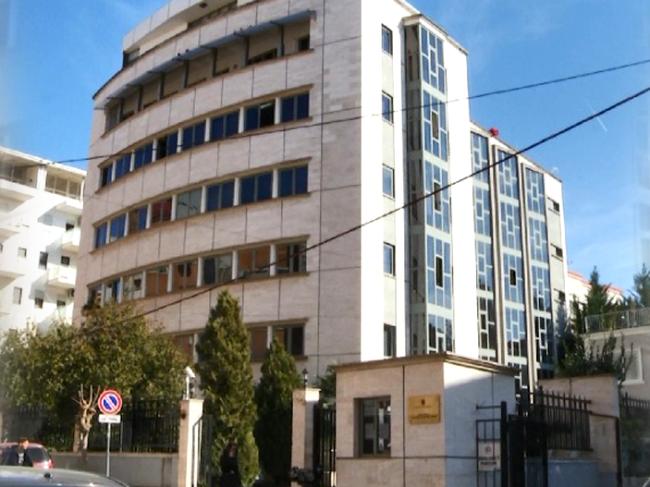 Emri:  Prokuroria-e-Rrethit-Tirane-.jpg

Shikime: 337

Madhsia:  49.8 KB
