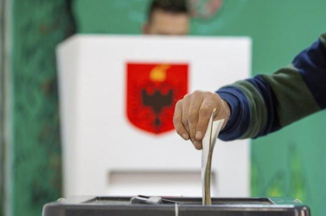 Emri:  Vota-e-diaspores.jpg

Shikime: 1273

Madhsia:  21.1 KB