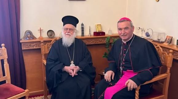 Emri:  dodaj-janullatos.jpg

Shikime: 109

Madhsia:  28.3 KB