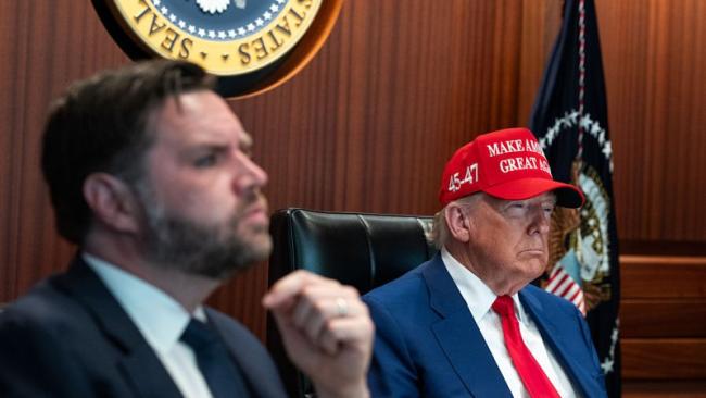 Emri:  maga-warroom.jpg

Shikime: 1

Madhsia:  30.0 KB