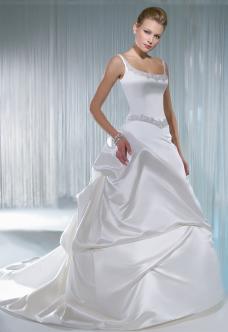Emri:  Fashion_BridalGown_921.jpg

Shikime: 3158

Madhsia:  9.0 KB