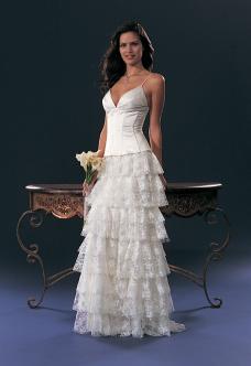 Emri:  Fashion_BridalGown_mccl_22.jpg

Shikime: 3127

Madhsia:  8.7 KB