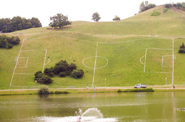 Emri:  hillside_soccer.jpg

Shikime: 325

Madhsia:  42.9 KB