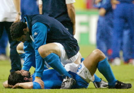 Emri:  2nd-22-korea-italy-disappointed.jpg

Shikime: 299

Madhsia:  29.5 KB