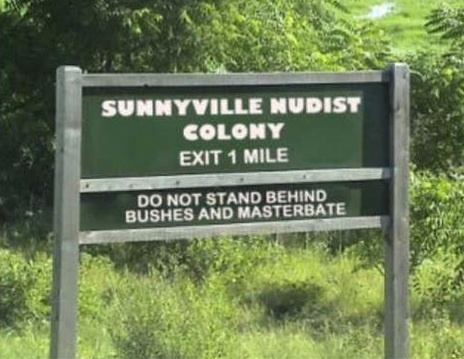 Emri:  610-nudist-colony-sign.jpg

Shikime: 2667

Madhsia:  65.5 KB
