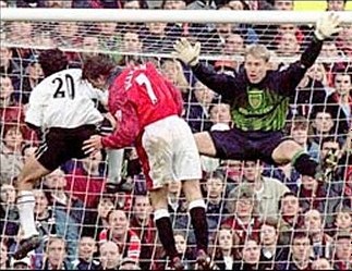Emri:  schmeichel8.jpg

Shikime: 295

Madhsia:  44.8 KB