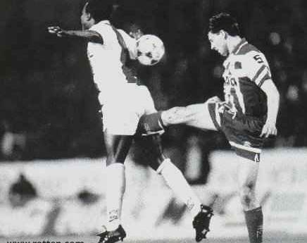 Emri:  soccer_kick.jpg

Shikime: 288

Madhsia:  19.1 KB