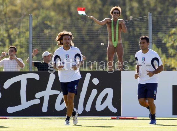 Emri:  boratitaly.jpg

Shikime: 374

Madhsia:  48.3 KB