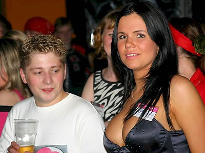 Emri:  beer-and-boobs.jpg

Shikime: 6672

Madhsia:  32.7 KB