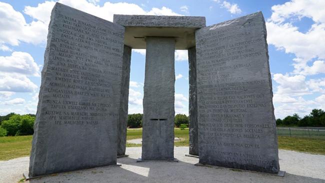 Emri:  georgia-guidestones-10-urdherimet-e-djallit.jpg

Shikime: 212

Madhsia:  37.4 KB