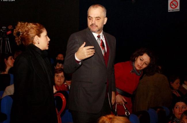 Emri:  xhacka-edi-rama-730x480-1.jpg

Shikime: 27

Madhsia:  24.4 KB