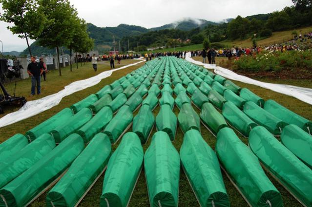 Emri:  Srebrenica2007.jpg

Shikime: 231

Madhsia:  51.5 KB