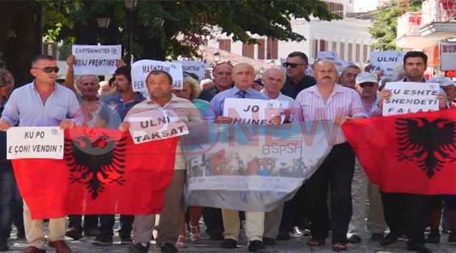 Emri:  shkoder-protesta.jpg

Shikime: 268

Madhsia:  52.7 KB