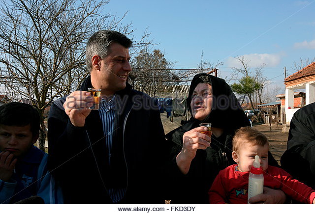 Emri:  epa01250682-kosovos-prime-minister-hashim-thaci-l-drinks-home-made-fkd3dy.jpg

Shikime: 253

Madhsia:  80.8 KB