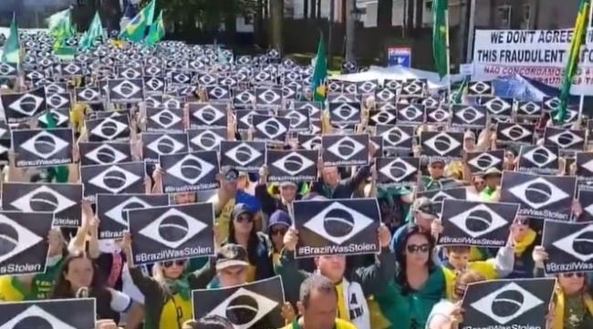 Emri:  Brazil-Stolen-Election.jpg

Shikime: 22

Madhsia:  58.8 KB
